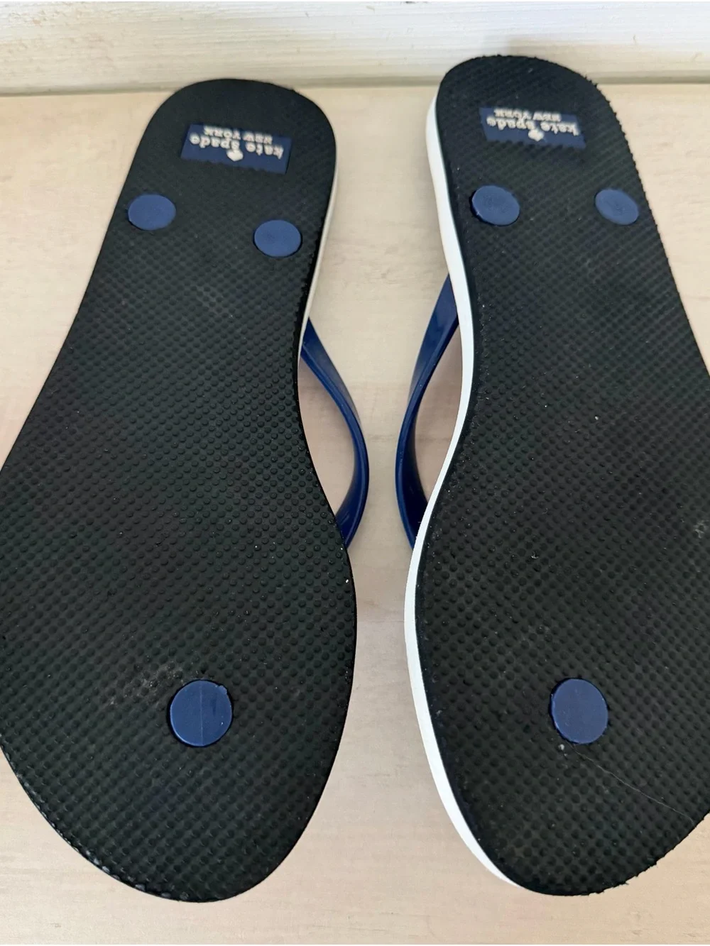 Kate Spade New York Striped Navy Flip Flops Sandals Women's Size 8 Summer